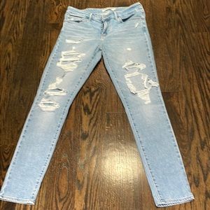 Levi's 711 Skinny Jeans size 28